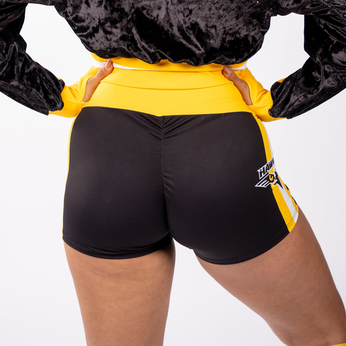High Shaped Waist Essential Short